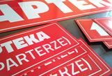 PCV czerwone z nadrukiem